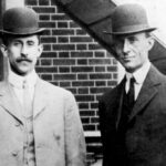 विमानाचा शोध लावणारे महान शास्त्रज्ञ राईट बंधूंचे scientist wright brothers 